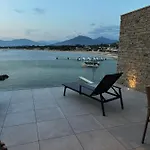 Neuve Le Galatee Pied Dans L'eau Apartman *
