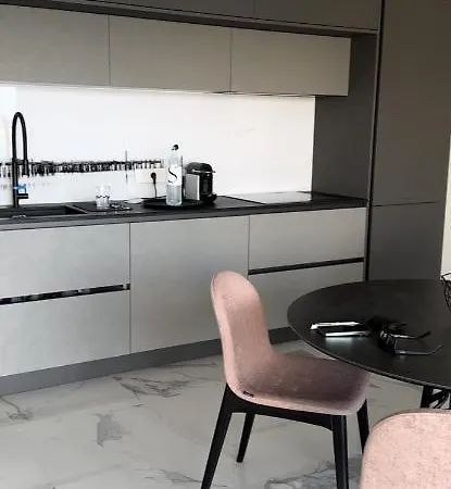 Neuve Le Galatee Pied Dans L'eau Apartmán *