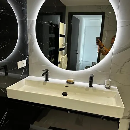 Neuve Le Galatee Pied Dans L'eau Porticcio (Corsica)