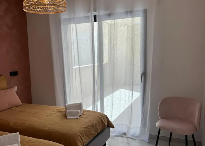 Neuve Le Galatee Pied Dans L'eau *